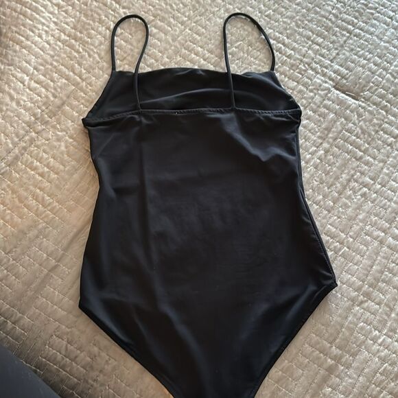Zara Spaghetti Strap Snap Closure Bodysuit Size M - Picture 2 of 3